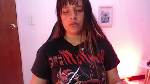 Snapshot of ivvy_bloom chatting on May 16, 2026, 3:25 am IVVY online show from May 16, 2026, 3:25 am