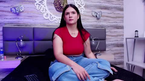 Snapshot of ivy_lux33 chatting on May 22, 2026, 1:28 pm online show from May 22, 2026, 1:28 pm