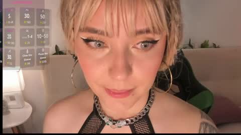 Pamela online show from April 14, 2026, 11:11 pm