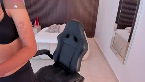 Snapshot of ivy_rosse7 chatting on August 1, 2026, 12:37 pm IVY online show from August 1, 2026, 12:37 pm