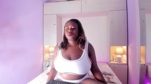 Snapshot of ivybennett chatting on March 24, 2026, 12:21 pm IVANA online show from March 24, 2026, 12:21 pm