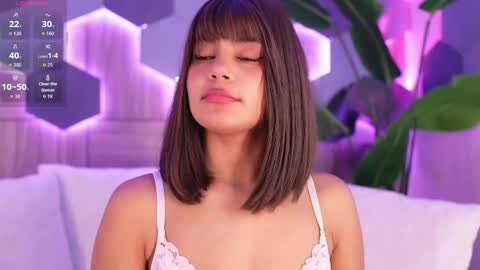 ivyellis online show from June 3, 2026, 11:13 am