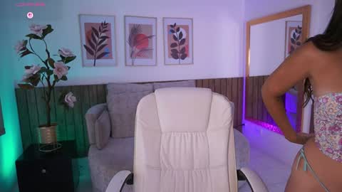 Snapshot of ivygrabes chatting on April 29, 2026, 7:09 pm Ivy Grabes online show from April 29, 2026, 7:09 pm