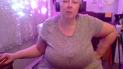 Snapshot of ivyjane3522 chatting on July 3, 2026, 1:01 am ivyjane3522 online show from July 3, 2026, 1:01 am