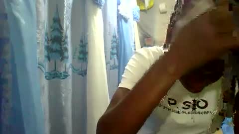 ivyk_ online show from March 22, 2026, 3:26 pm