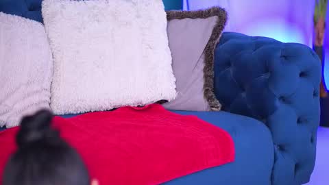 Ivy online show from January 6, 2026, 9:46 am