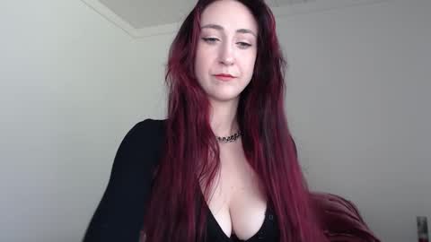 Ivy Rosie online show from October 21, 2025, 3:24 pm