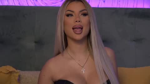 Snapshot of ivyrubens chatting on January 3, 2025, 6:01 am Ivy online show from January 3, 2025, 6:01 am