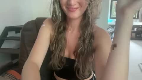 Snapshot of ivysagex chatting on October 9, 2025, 6:55 am ivysagex online show from October 9, 2025, 6:55 am