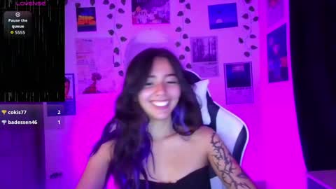 Ivy  online show from May 7, 2026, 2:06 am