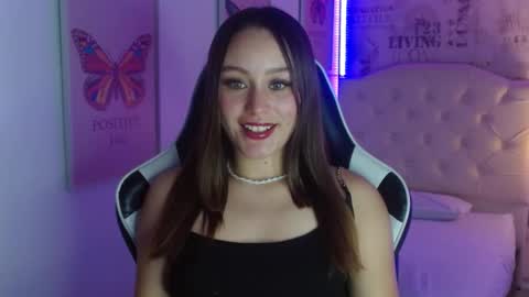 Ivy online show from February 19, 2025, 9:14 pm