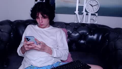 Maxim online show from February 9, 2025, 10:11 pm