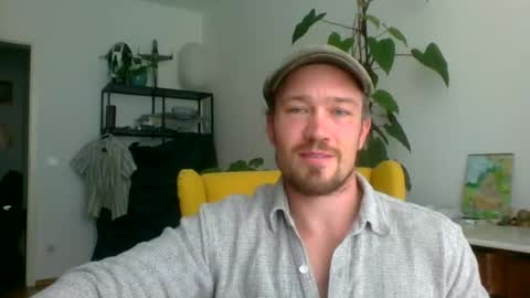 iwillfeedyoucream online show from July 29, 2026, 11:30 am