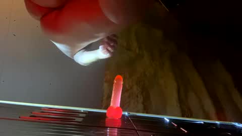 Snapshot of iwinnner chatting on March 5, 2025, 5:40 am That  Guy  online show from March 5, 2025, 5:40 am