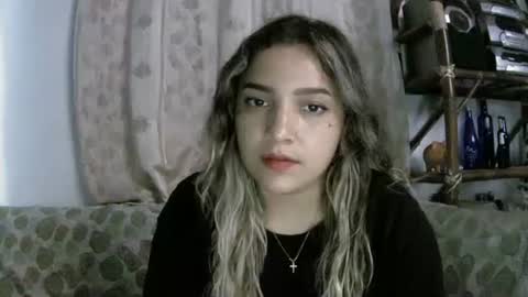 Snapshot of izzy_32 chatting on April 6, 2026, 7:09 am izzy_32 online show from April 6, 2026, 7:09 am