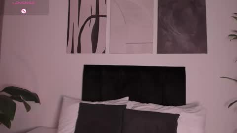 Izzy vega  online show from November 3, 2025, 12:46 am