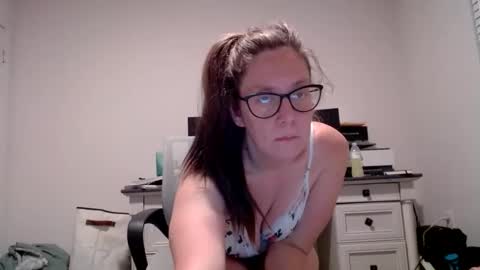 Snapshot of izzynoela chatting on September 10, 2025, 2:44 am izzynoela online show from September 10, 2025, 2:44 am