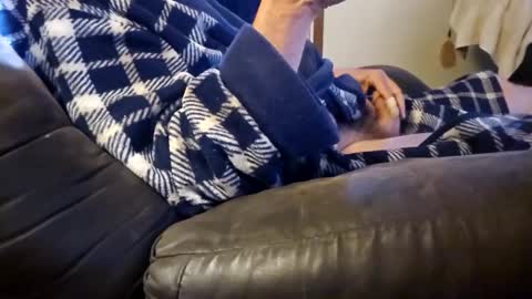 j1025402 online show from November 16, 2025, 3:06 pm