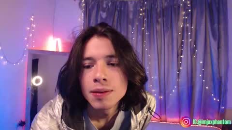 Hey im Jaxxxon check my info     online show from September 25, 2025, 9:24 am