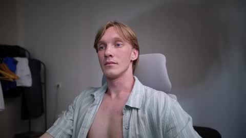 Snapshot of j_akira13 chatting on June 7, 2026, 9:02 am Danny online show from June 7, 2026, 9:02 am