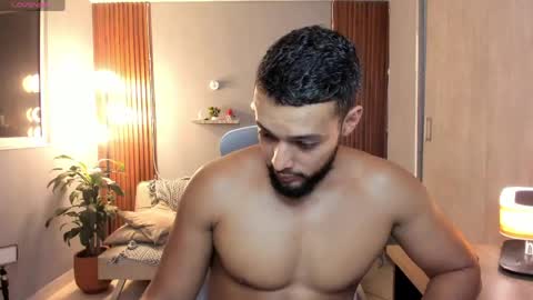Snapshot of j_calix chatting on May 20, 2026, 11:55 pm Calix Independient model Insta and twt Calixsnake online show from May 20, 2026, 11:55 pm