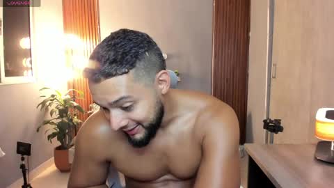 Snapshot of j_calix chatting on May 27, 2026, 1:57 am Calix Independient model Insta and twt Calixsnake online show from May 27, 2026, 1:57 am
