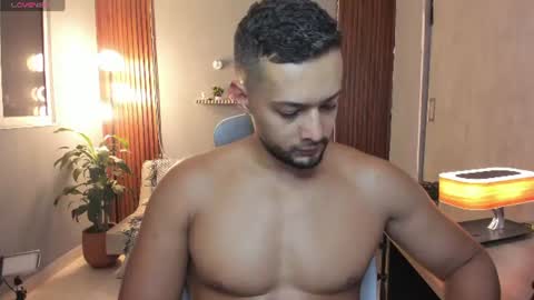 Snapshot of j_calix chatting on June 14, 2026, 9:50 pm Calix Independient model Insta and twt Calixsnake online show from June 14, 2026, 9:50 pm