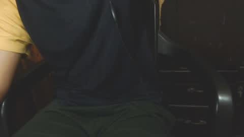 J online show from December 24, 2024, 9:33 pm