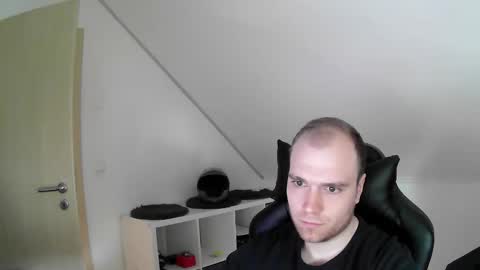 here4y online show from February 22, 2026, 10:25 am