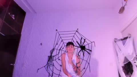 j_martony online show from October 17, 2025, 12:30 pm