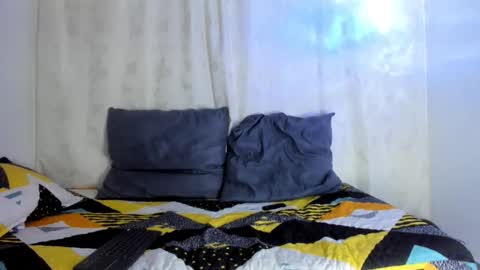 i am juan musiry independent model  online show from December 10, 2024, 4:02 am