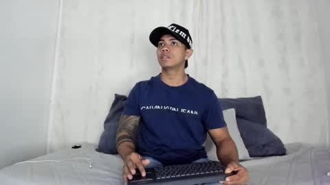 i am juan musiry independent model  online show from December 24, 2024, 9:50 am