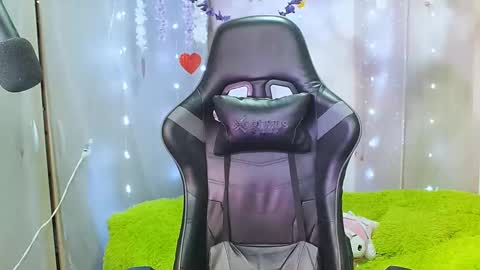 Snapshot of jaadee18 chatting on February 26, 2025, 11:48 pm jade 18 online show from February 26, 2025, 11:48 pm