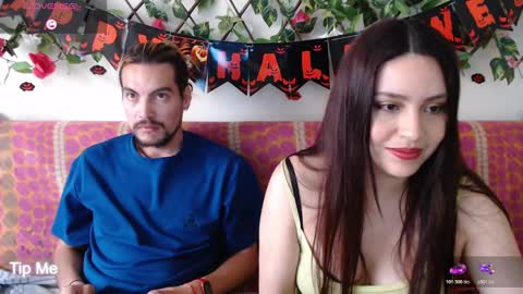 Jack and Emily online show from October 30, 2025, 6:52 pm