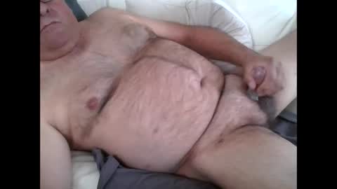 jackberks online show from April 12, 2026, 1:27 pm