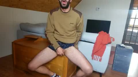 Dess online show from October 14, 2025, 3:02 pm