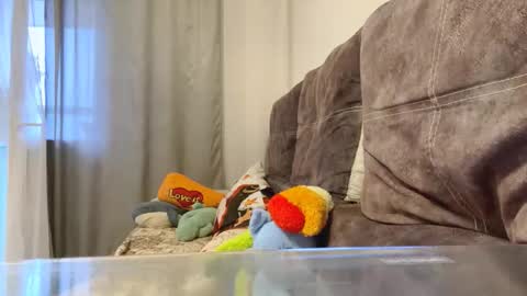 Alice online show from November 30, 2025, 6:17 am