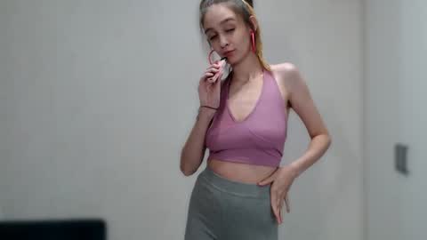 jackie__morgan online show from December 26, 2024, 1:21 pm