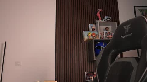 Snapshot of jackson__cottonwood chatting on February 13, 2025, 12:35 am JC online show from February 13, 2025, 12:35 am