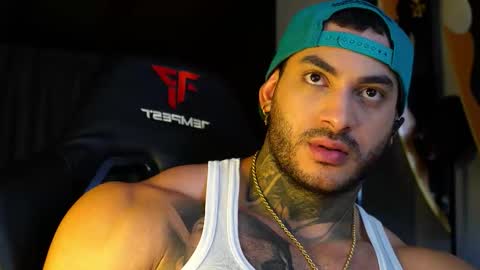 Snapshot of jackson__cottonwood chatting on October 20, 2025, 5:19 am JC online show from October 20, 2025, 5:19 am