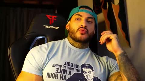 Snapshot of jackson__cottonwood chatting on November 5, 2025, 5:57 pm JC online show from November 5, 2025, 5:57 pm