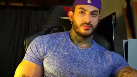 Snapshot of jackson__cottonwood chatting on December 1, 2025, 5:18 pm JC online show from December 1, 2025, 5:18 pm