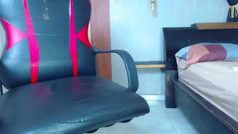 Snapshot of jackson_cr7 chatting on May 14, 2026, 4:36 pm JAKSON online show from May 14, 2026, 4:36 pm