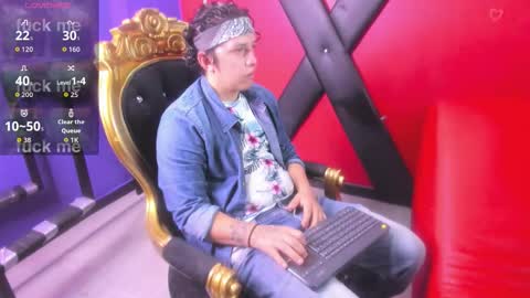 Jackson n Scarlett online show from November 30, 2025, 1:59 pm