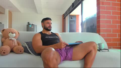 Jackson Wayne online show from April 9, 2026, 1:38 pm