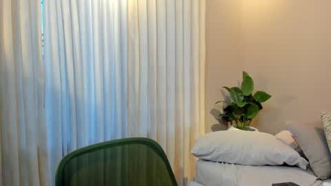 Jackson Bell online show from December 18, 2024, 4:06 pm