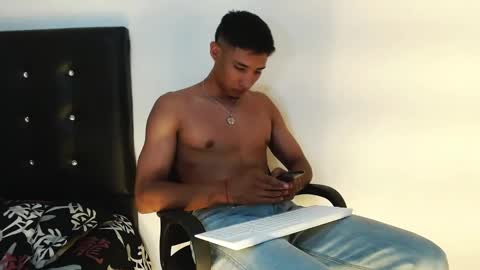 Snapshot of jacksoncooper1 chatting on January 20, 2025, 6:21 am Jackson Cooper online show from January 20, 2025, 6:21 am