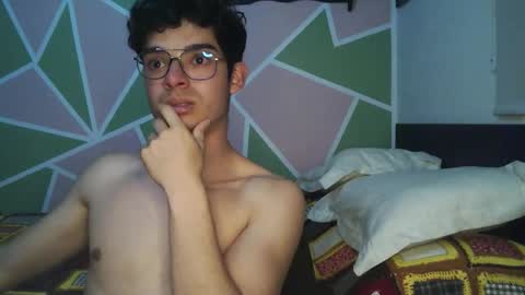 Snapshot of jacktowell_ chatting on September 22, 2025, 3:52 am Jack Towell online show from September 22, 2025, 3:52 am