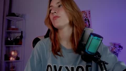 Linda Sofia help me get to 100 thumbs up online show from February 15, 2025, 2:37 am