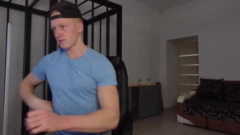 JACOB DEVON online show from March 10, 2025, 1:43 pm